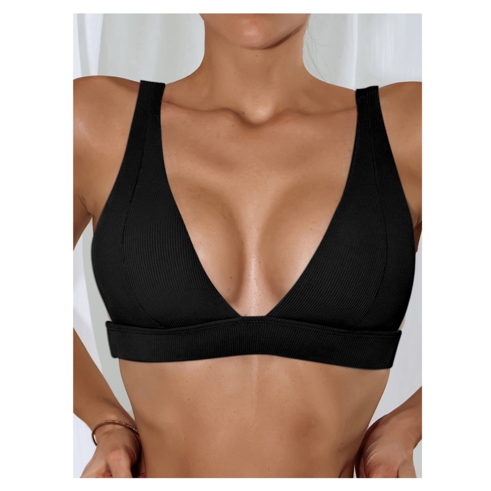 SHEIN BUNDLE: 10 TWO-PIECE AND 2 ONE-PIECE SWIMSUITS IN VARIOUS SIZES